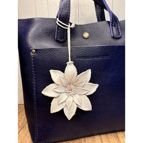 Christmas White Poinsettia Purse Charm Genuine Leather Christmas Holiday Charm - Picture 1 of 7